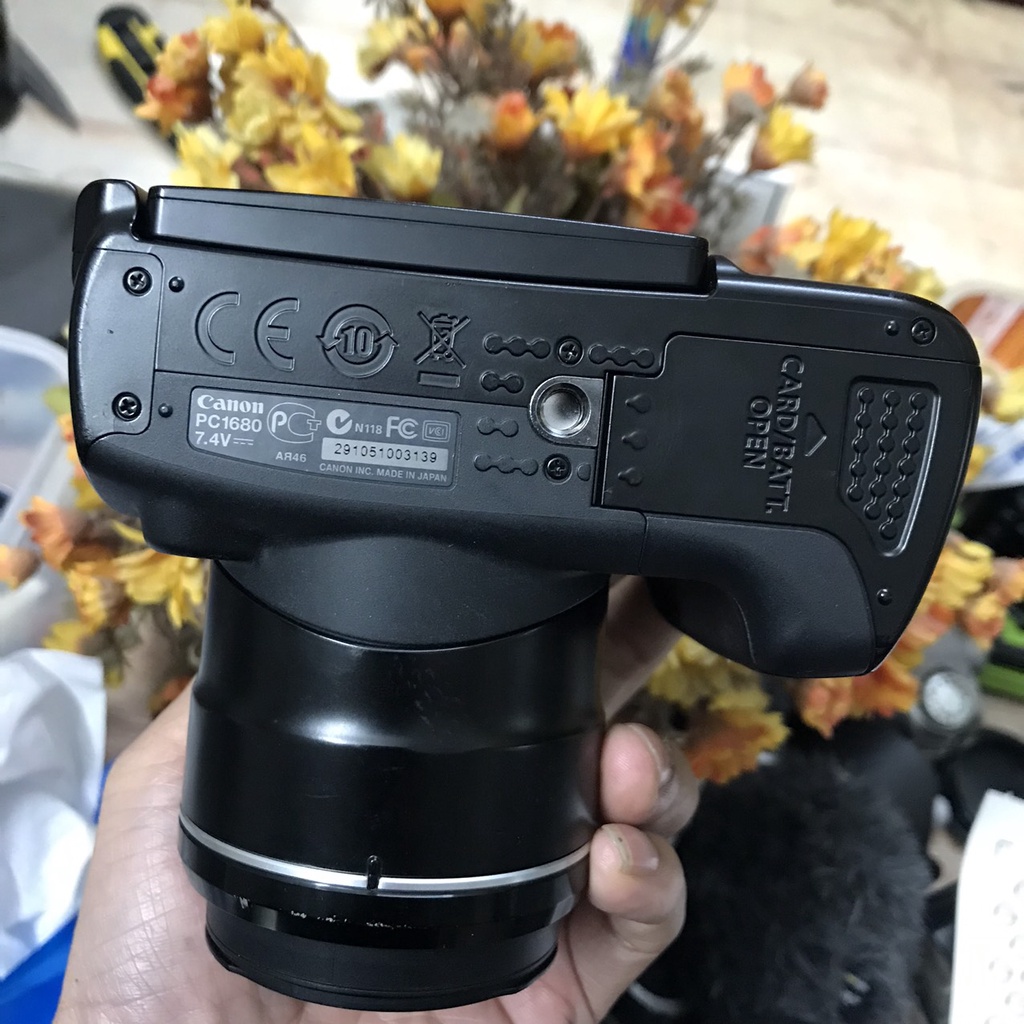 Máy ảnh Canon SX40HS màn hình lật zoom 35x