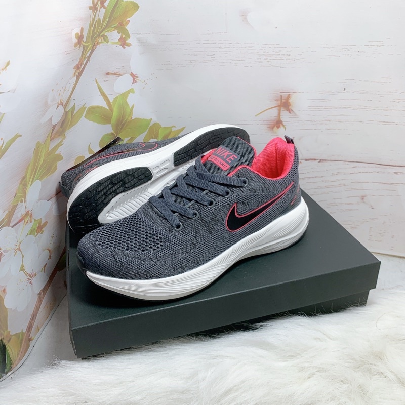 Giày thể thao nữ gym chạy bộ êm nhẹ 720