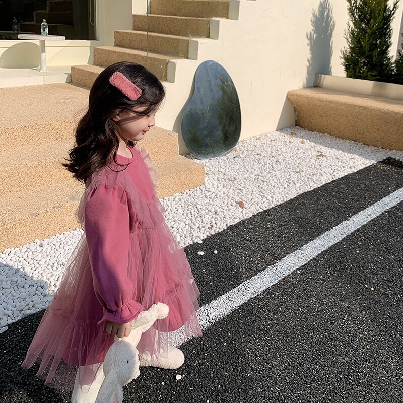 Đầm nỉ phối ren hồng đậm ngọt ngào dành cho bé gái size 80-120