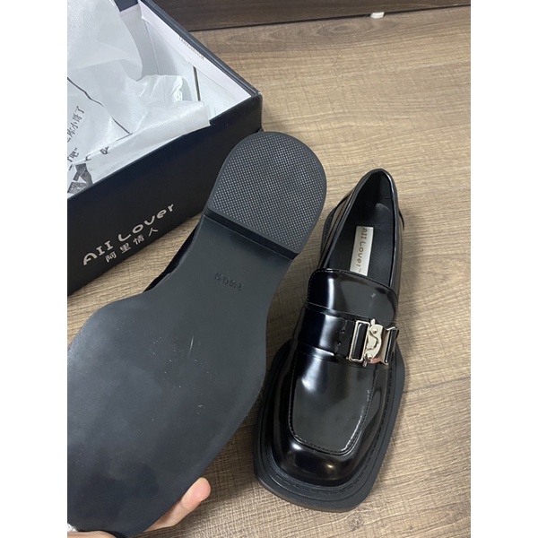 GIÀY và túi pass đồ