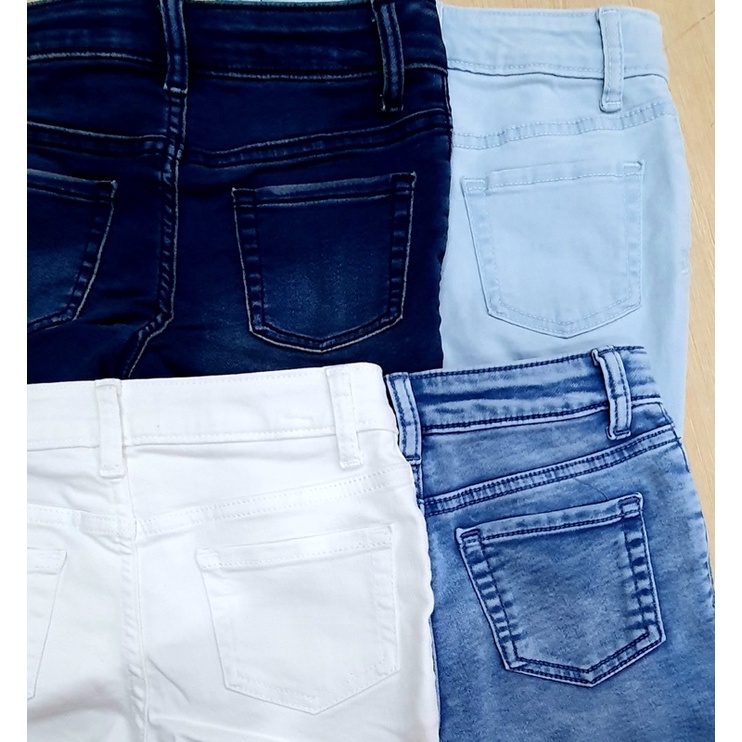 Quần jean lửng bé gái