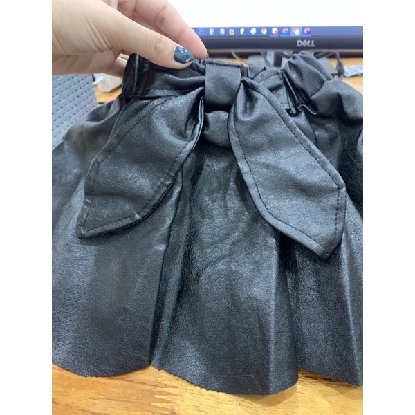 Chân váy da cho bé 12-20kg, chân váy da có quần trong