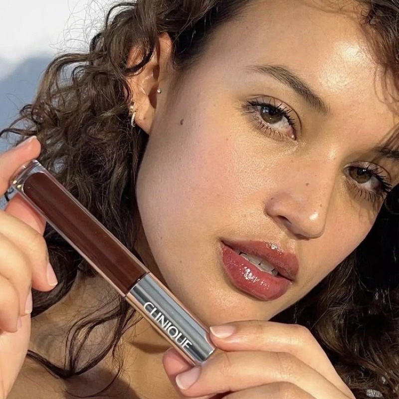 Son bóng có dưỡng Clinique Pop Plush Creamy Lip Gloss màu Black Honey