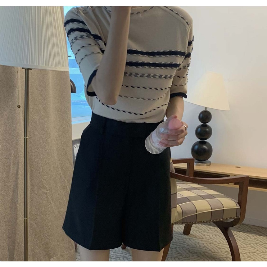 (HÀNG SẮN) Áo dệt len Hàn tua rua cách điệu, Áo thun cổ tròn tay ngắn cho nữ, chất liệu co giãn tốt, form đẹp chuẩn