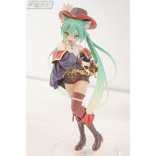 Mô Hình Hatsune Miku Wonderland - Cat Puss in Boots​​ Figure