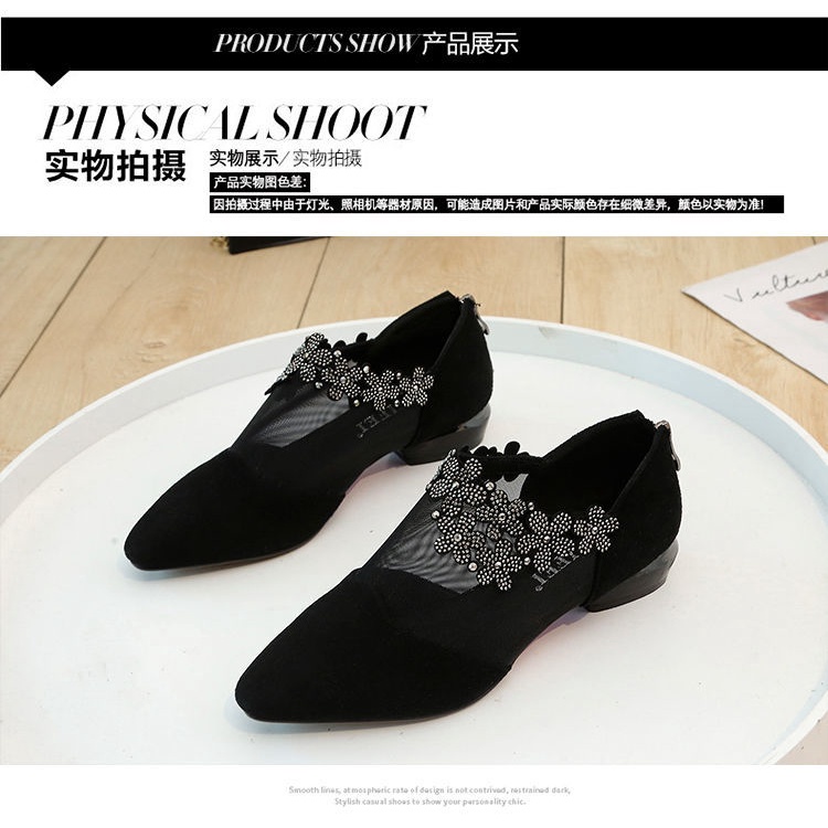 Giày Sandal Bít Mũi Đế Thấp 4 Sợi Lưới Đính Đá Kích Thước Lớn Thời Trang Mùa Hè Hàng Mới Dành Cho Bạn Nữ Trung Niên