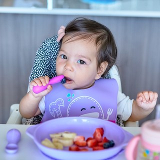 Yếm Silicon Ăn Dặm Cổ Dán Cho Bé Marcus & Marcus, Từ 6 Tháng - Willo