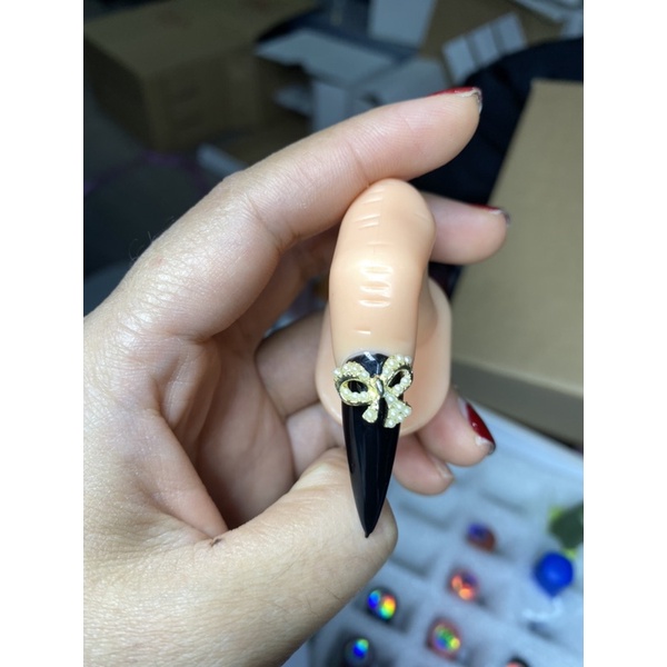 Charm kim loại  tách lẻ 84 mẫu