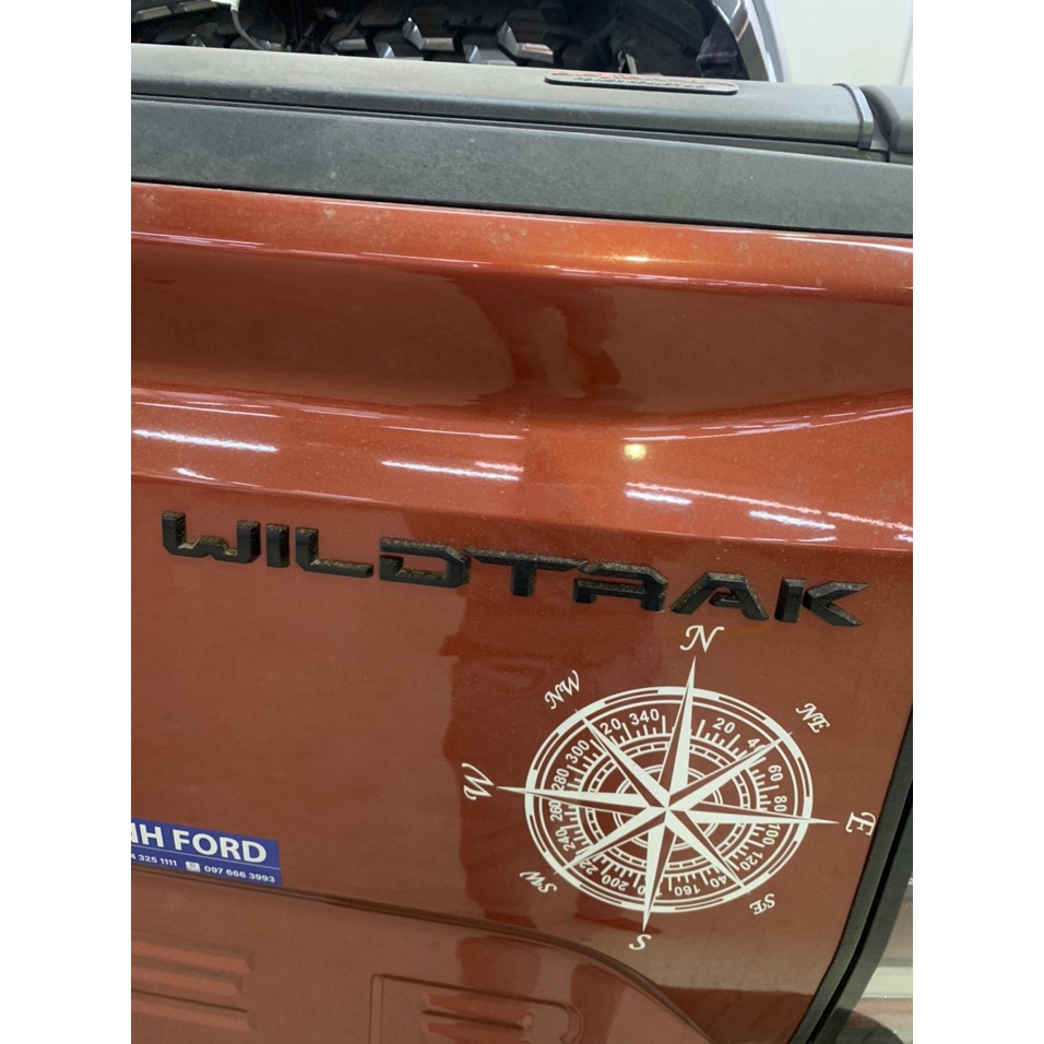 Tem chữ WILDTRAK dán cửa thùng sau Ford Ranger (chữ đen, 3D) N1WZ16720J N1WZ16720G N1WBE000A72LB
