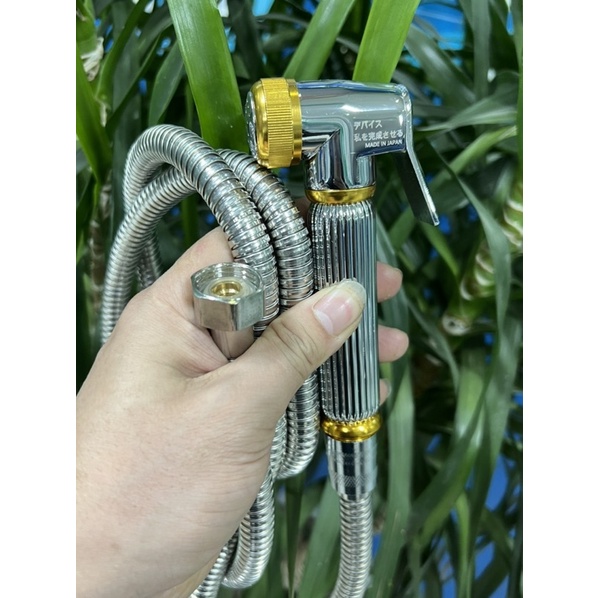 Vòi xịt vệ sinh hàng nội địa nhật hàng còn đẹp 98%