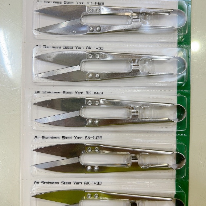 Kéo Bấm Chỉ Inox Aktion - Mẫu trắng AK1433