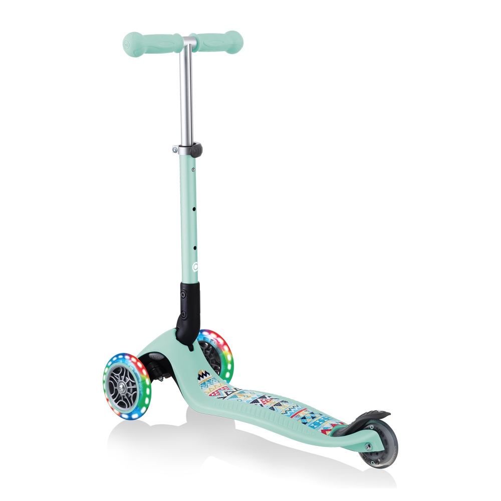 Xe Trượt Scooter 3 Bánh Gấp Gọn Có Bánh Xe Phát Sáng Globber Junior Fantasy Cho Bé Từ 2- 6 Tuổi – Xanh Mint Có Họa Tiết