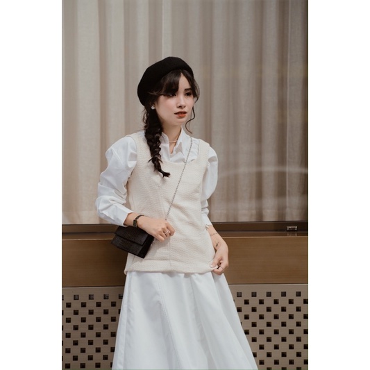 Nimi - Áo ba lỗ dạ tweed chiết eo nhẹ Runa Sleeveless Top