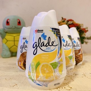 Sáp thơm trong phòng Glade