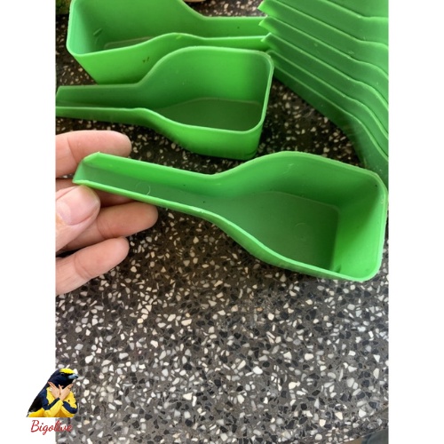 Muỗng xúc cám chim,muống xúc cám cho chim Bigolive phụ kiện chim cảnh