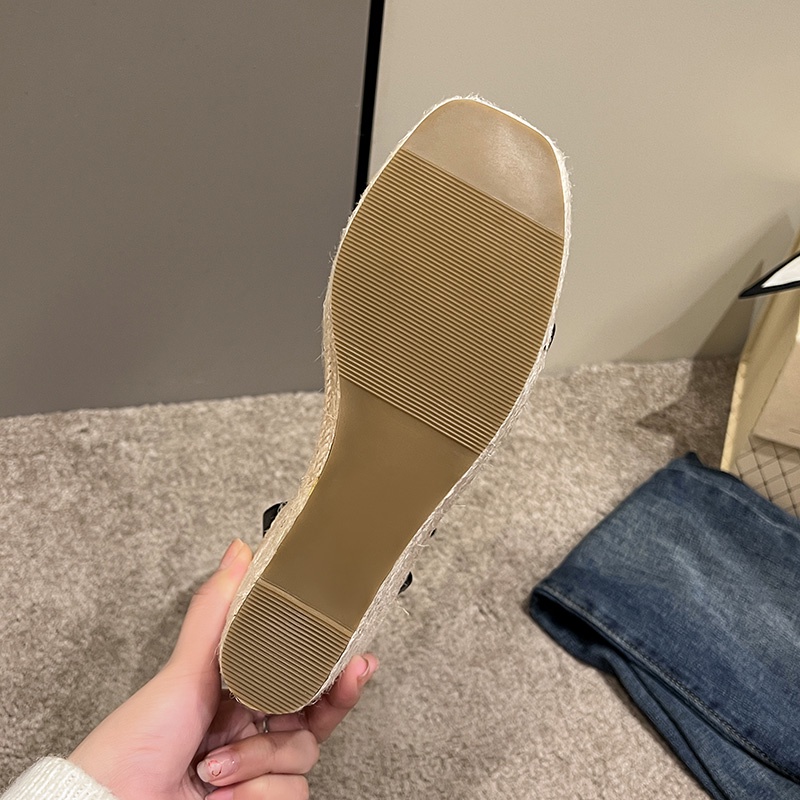 Giày Sandal Đế Xuồng Dày Dặn Mũi Vuông Chống Thấm Nước Thời Trang Xuân Hè ins2023 Cho Nữ