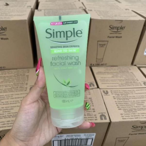 Sữa Rửa Mặt Dành Cho Da Nhạy Cảm Simple Kind To Skin Refreshing Facial Wash Gel 150ml