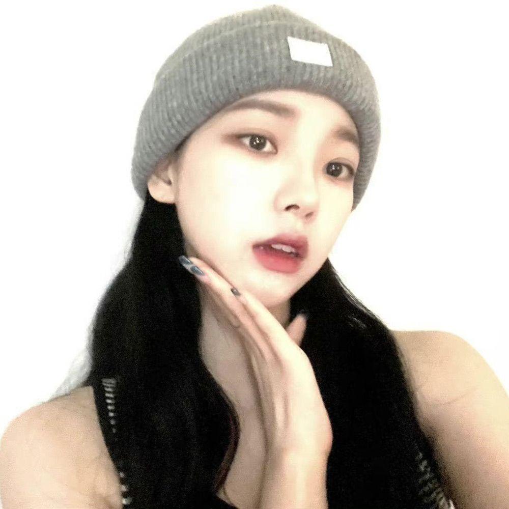 YVE Mũ Len Beanie Mềm Mại Thêu Họa Tiết Cho Nữ
