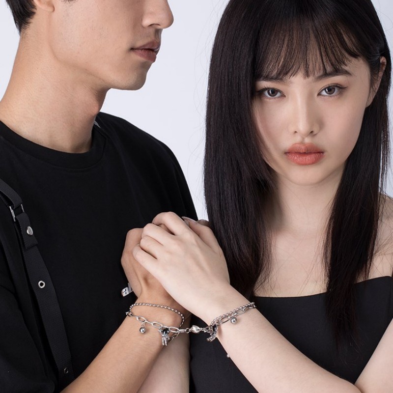 Bộ 2 Vòng Tay Phi Hành Gia Nam Châm Bằng Thép Không Gỉ