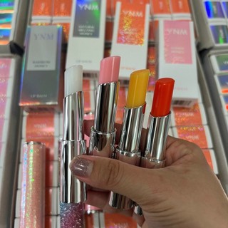 Son Dưỡng Môi Rainbow Honey YNM 3g