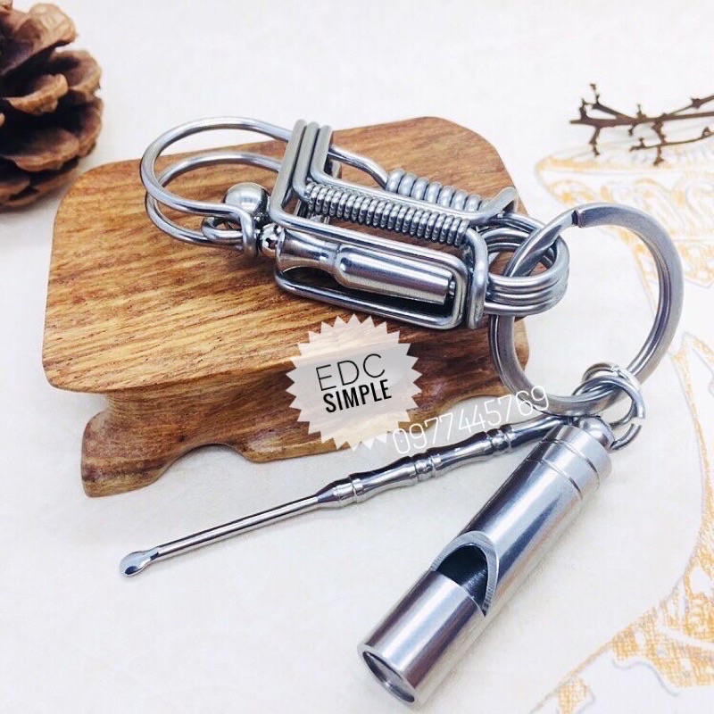 Móc khoá inox 304 thủ công cao cấp sử dụng que hàn 2 ly cứng cáp và sáng bóng