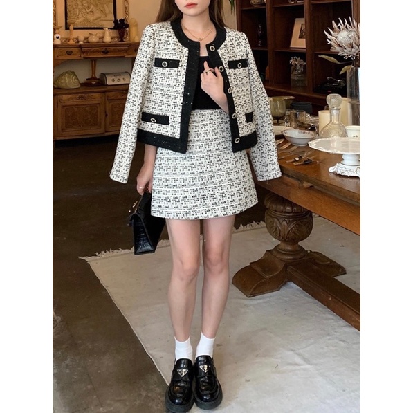 Set dạ kẻ viền nhung