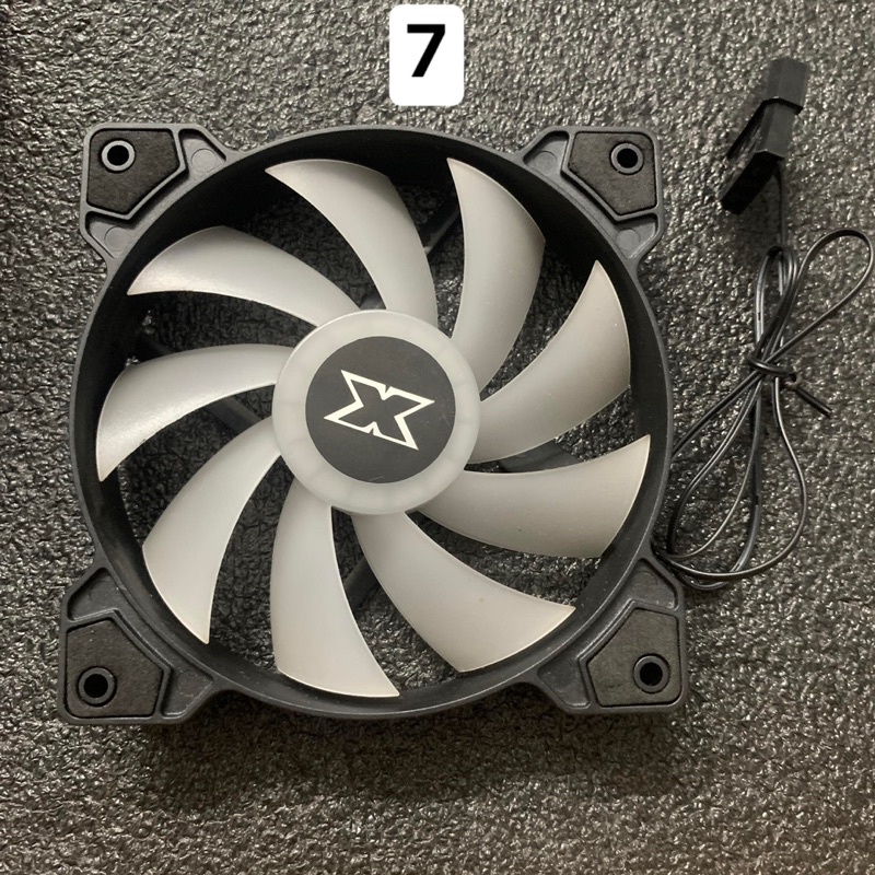 Quạt tản nhiệt có đèn LED 12cm cũ tháo máy