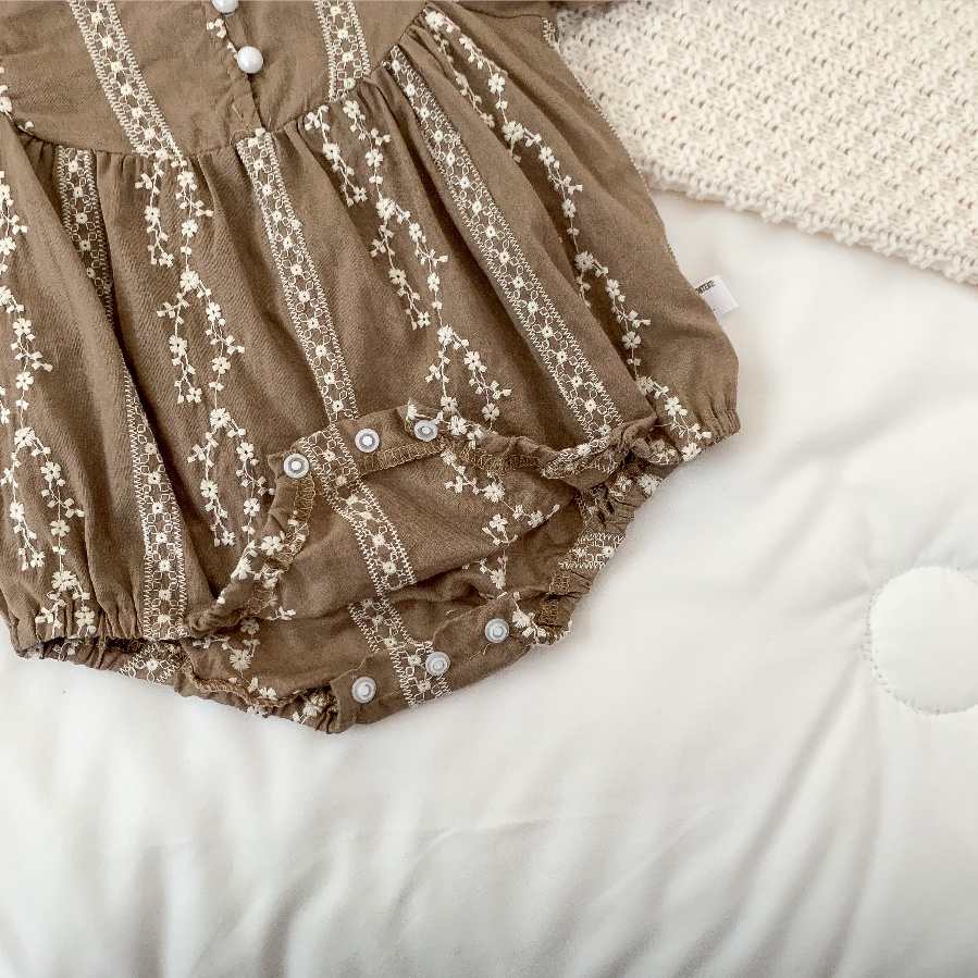 Áo liền quần thêu họa tiết viền ren đính ngọc trai nhân tạo xinh xắn cho bé gái