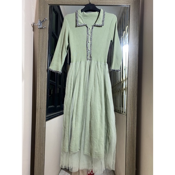 Váy len tiểu thư