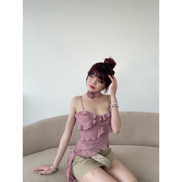 LadyQueen- Áo tua rua vạt xéo kèm bông buộc cổ- Lily Top | BigBuy360 - bigbuy360.vn