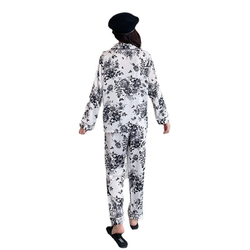 Bộ Đồ Ngủ Tay Dài Chất Lụa Thời Trang Mùa Xuân 2023 Cho Nữ