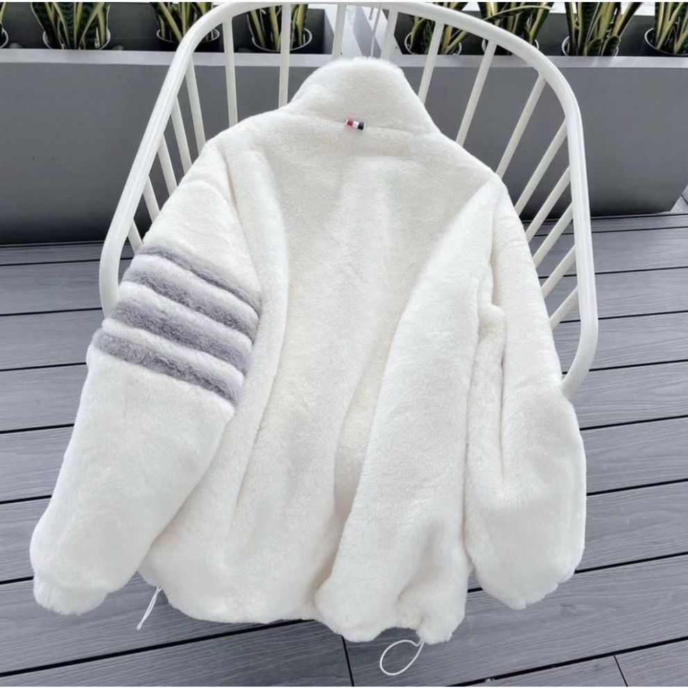 Áo Khoác Lông Thome Mượt cứng cáp thời thượng Lông Phối 4 Sọc Tay Form Rộn