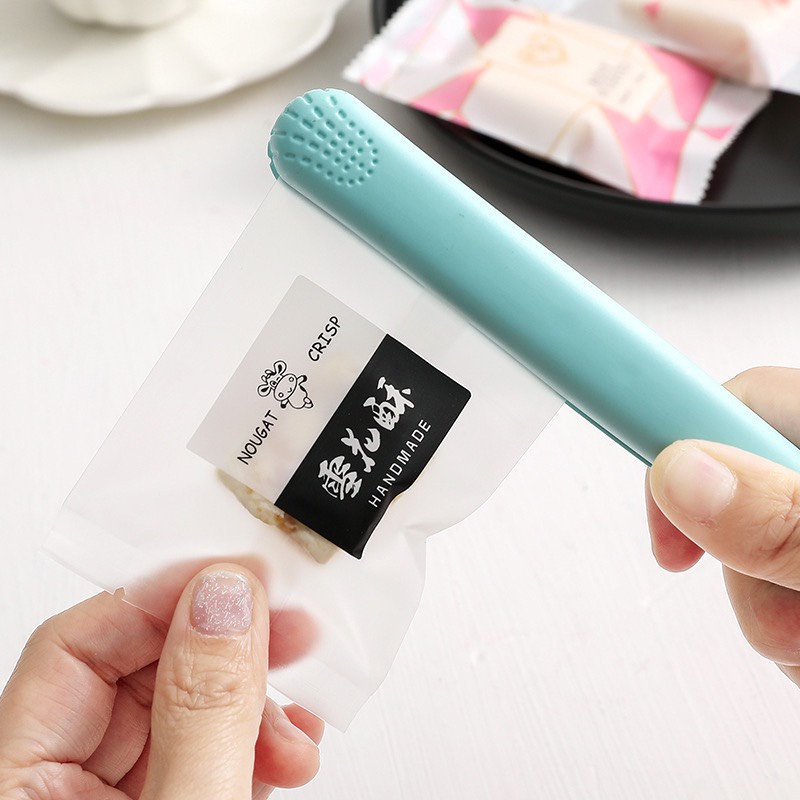 TD64-Máy hàn miệng túi cầm tay mini