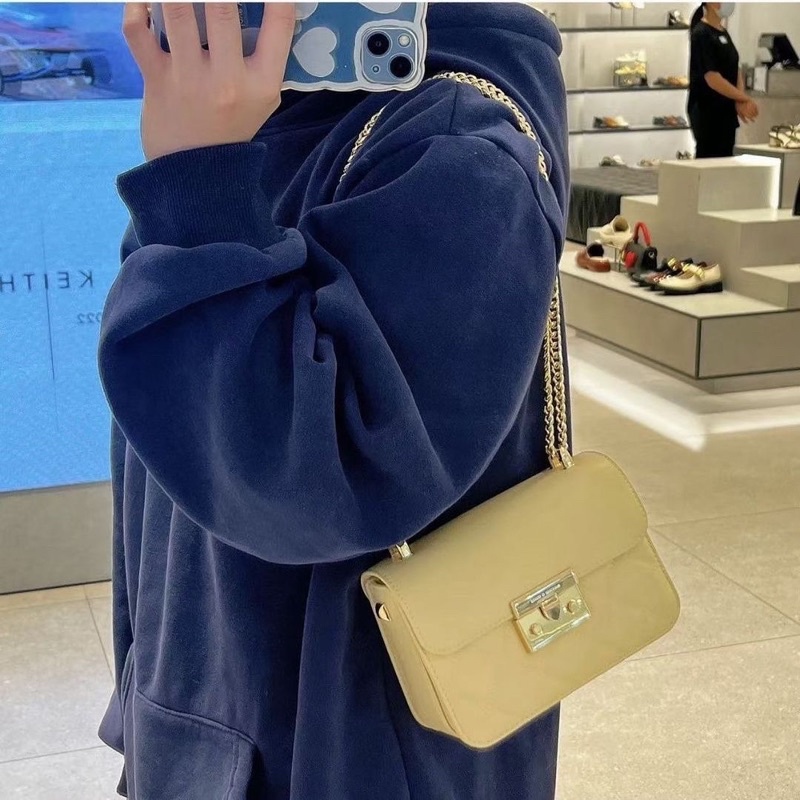 Túi xách nữ-Túi Cnk vân trám ,khóa vuông bản nhỏ!!!