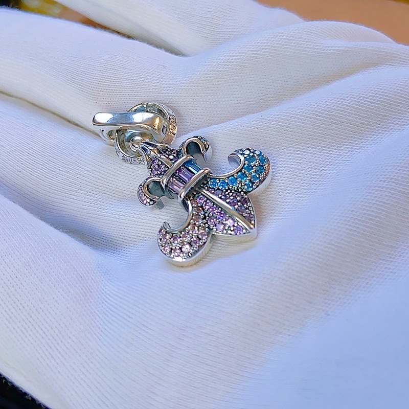 Mặt dây chuyển Chrome Heart Anchor fulldiamond bạc tặng kèm dây.