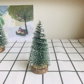 Cây thông mini để bàn trang trí Noel
