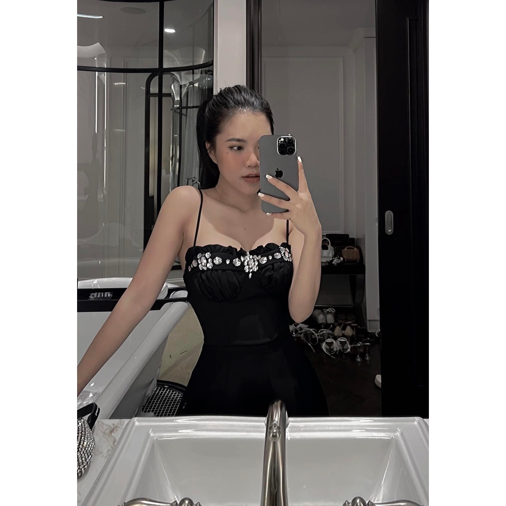 Đầm Nữ Hai Dây Yếm Dáng Xòe Đính Đá Sang Chảnh, Đầm Dự Tiệc Nữ Sang Trọng Tôn Dáng Cao Cấp Sunhouseclothes