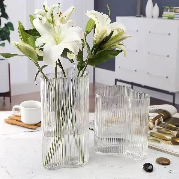 Bình hoa thủy tinh trắng dáng lưới lượn sóng phong cách vintage để bàn siêu sang - Decor, trang trí - Phương Bắc A