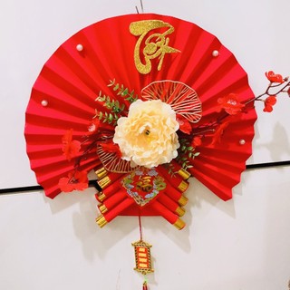Quat đỏ trang trí Tết