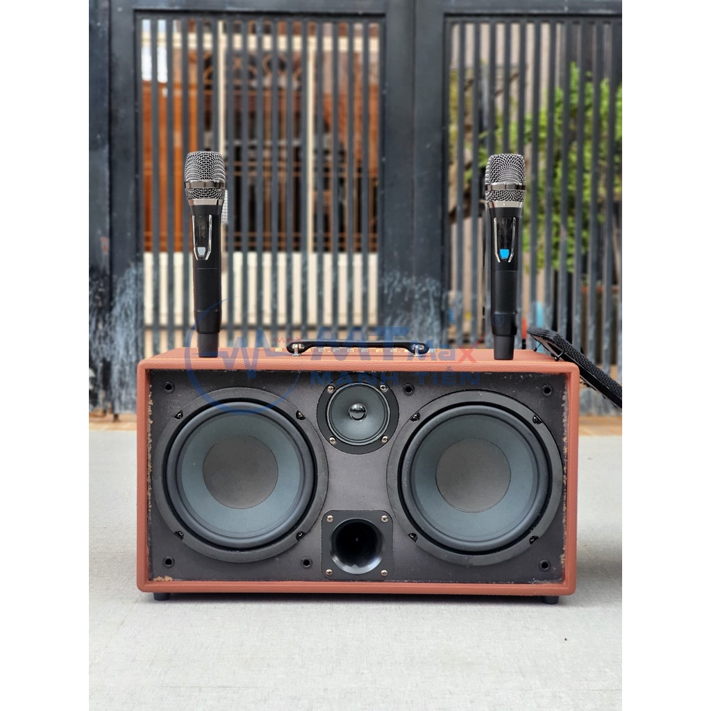 Loa karaoke xách tay di động AT22 Pro. 2 bass full 2 tấc + 1 treble Hifi + 1 loa trung, công suất đỉnh và mạnh mẽ hơn.