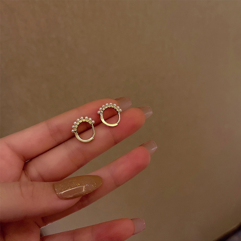 Khuyên Tai Dạng Vòng Đính Hạt Ngọc Trai Đơn Giản Thời Trang Cho Nữ