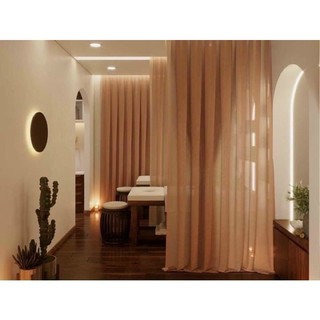 Rèm lụa nhám mềm mượt sang trọng ngăn giường spa dập sẵn oze chỉ việc treo lên