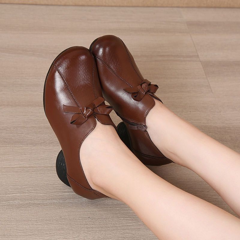 Giày Da Đế Dày Mũi Tròn Phong Cách Dân Tộc Retro Cho Nữ Trung Niên