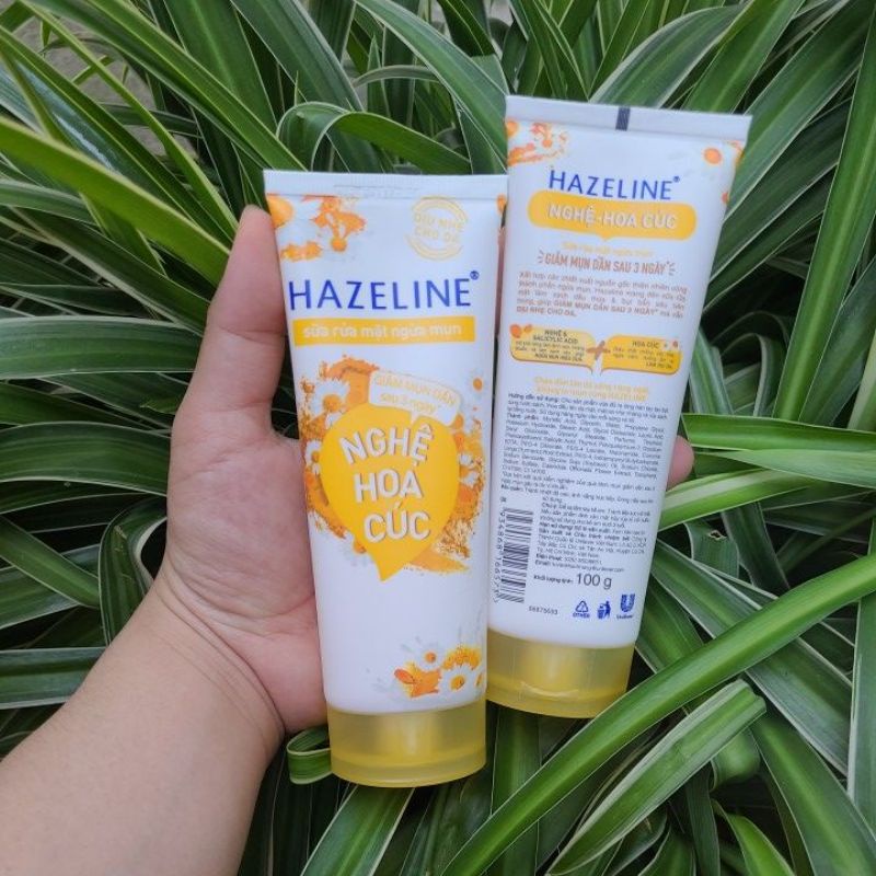 Sữa rửa mặt ngừa mụn Hazeline Nghệ Hoa Cúc 100g