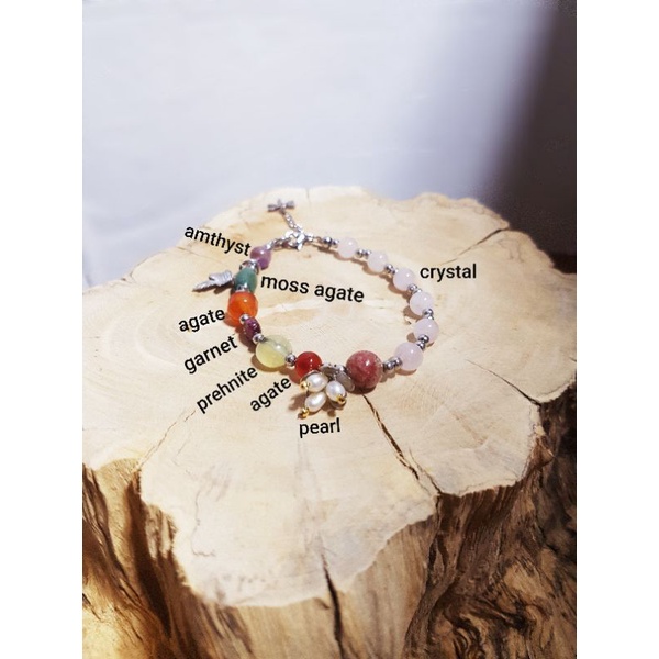 Vòng tay thạch và hoa