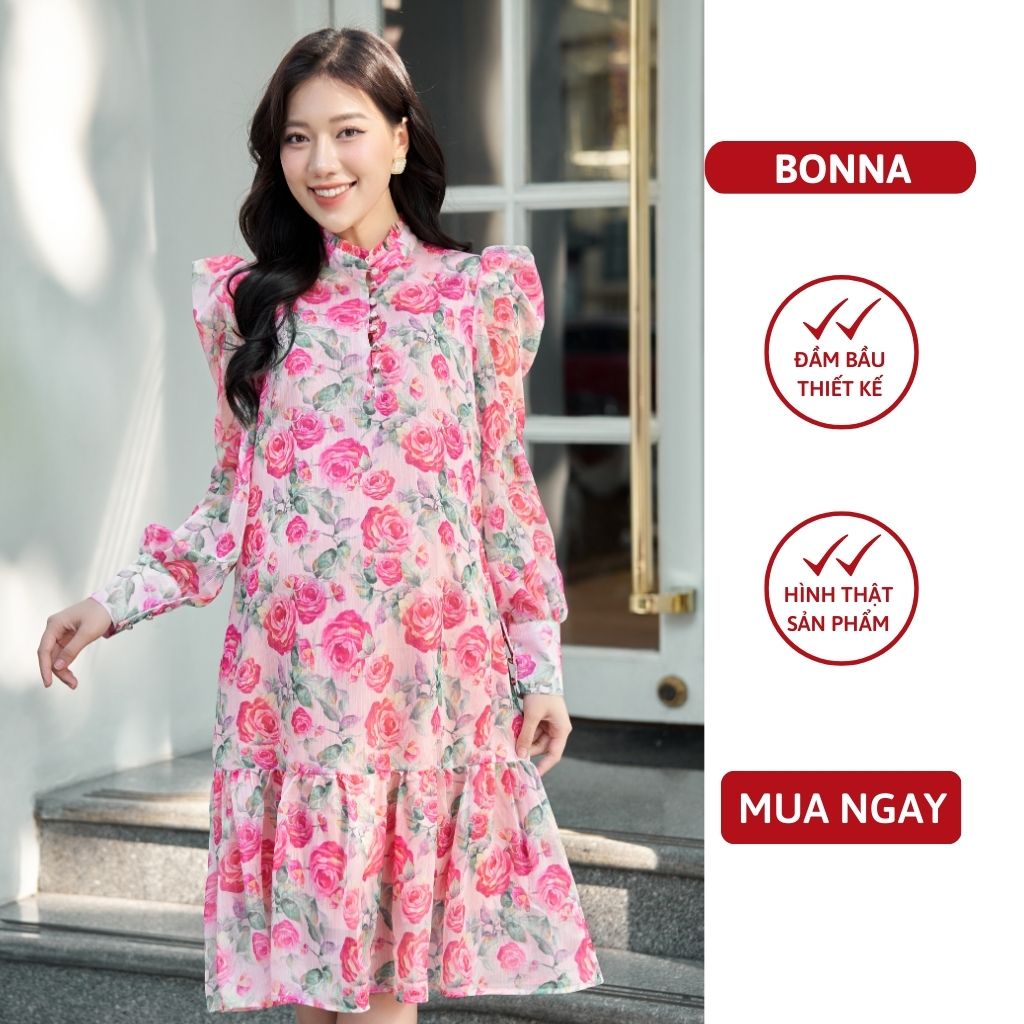 Váy bầu thiết kế BONNA hồng chất vải tơ cao cấp, dáng cổ tàu thanh lịch, điểm nhấn là hàng cúc ngọc sang chảnh VS295