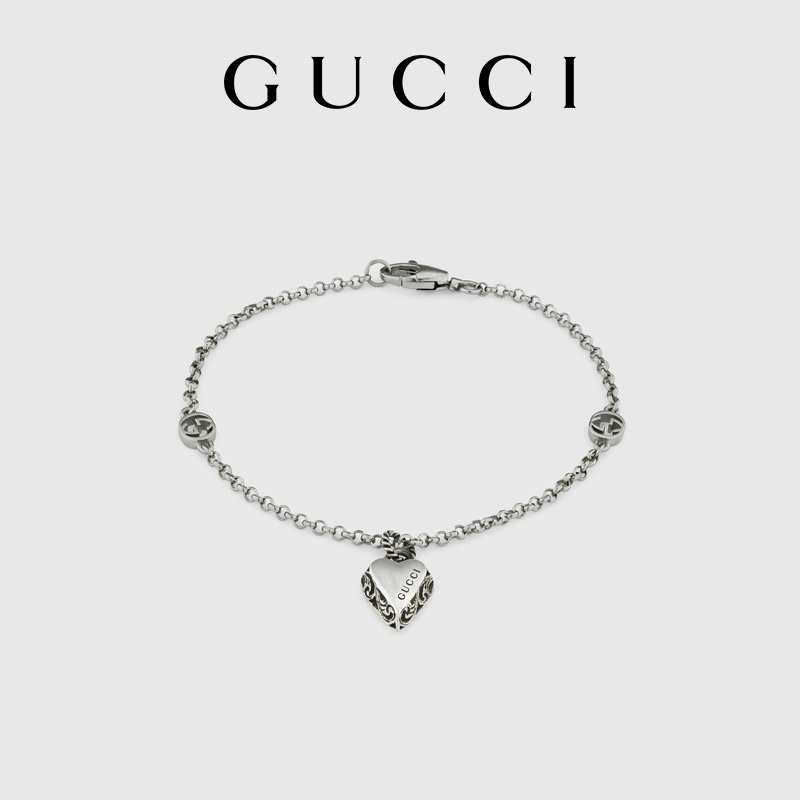 Vòng Tay Gucci Mặt Trái Tim Màu Bạc Thời Trang