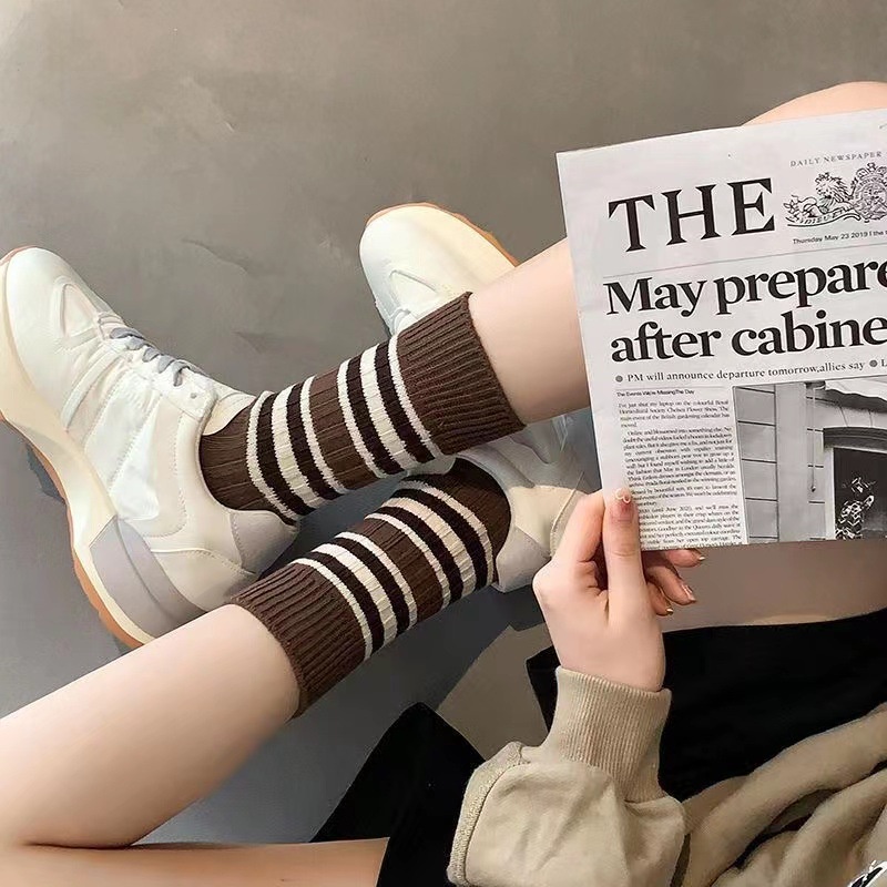 Vớ Thể Thao Cổ Cao Dày Dặn Họa Tiết Kẻ Sọc Thời Trang Thu Đông Cho Nữ