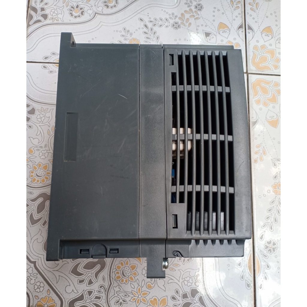 Biến tần Schneider ATV310HU30N4E, biến tần 3kw-380Vac-3Ph