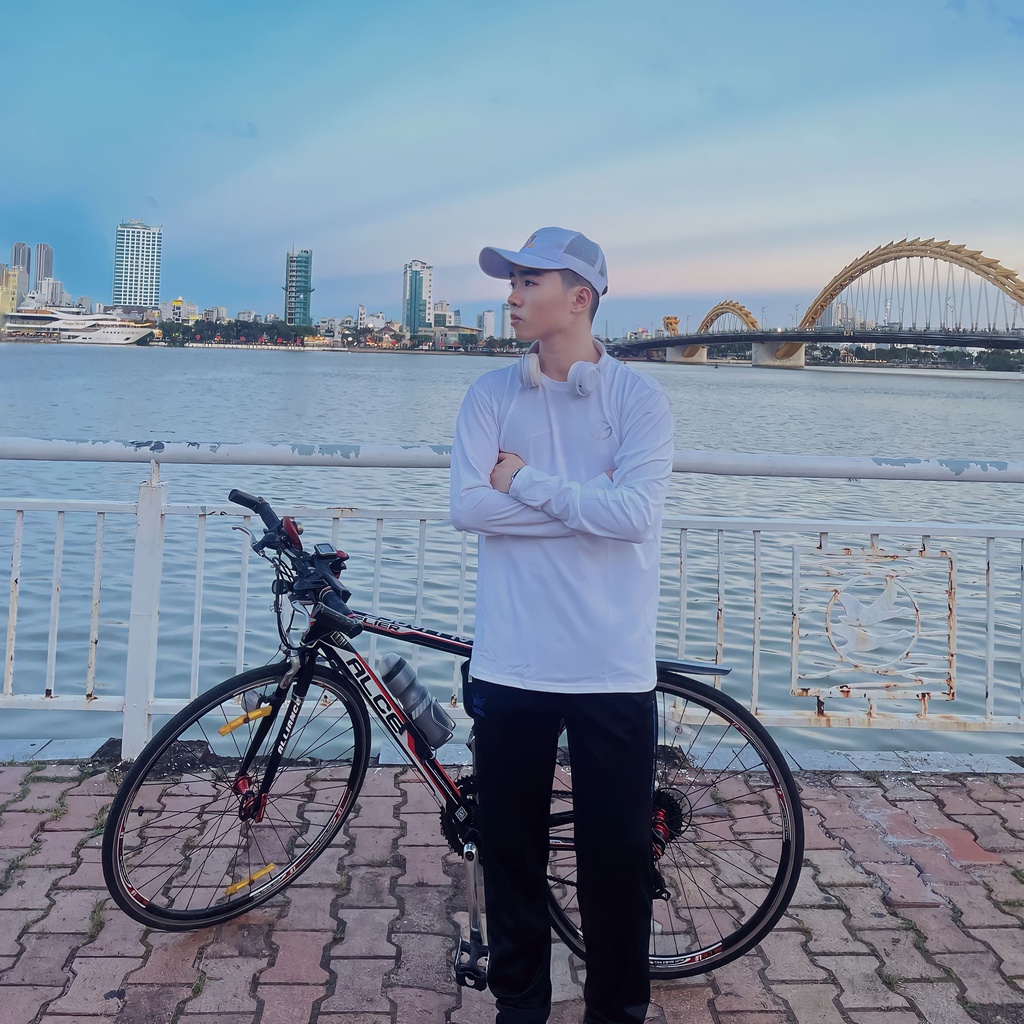 Áo thun tay dài Nam TYM dòng Basic có họa tiết vải Poly 4 chiều mềm mại, co dãn, thoáng mát  AMT004